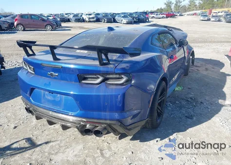 2020 Chevrolet Camaro Rwd Zl1 z USA, uszkodzony, nr VIN 1G1FK1R62L0108554